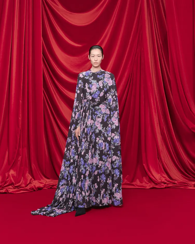 BALENCIAGA 2024春夏大秀。品牌提供