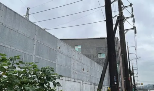 維修線路釀變電箱起火　逾5000戶停電！維修人員遭「電擊」燒燙傷送醫
