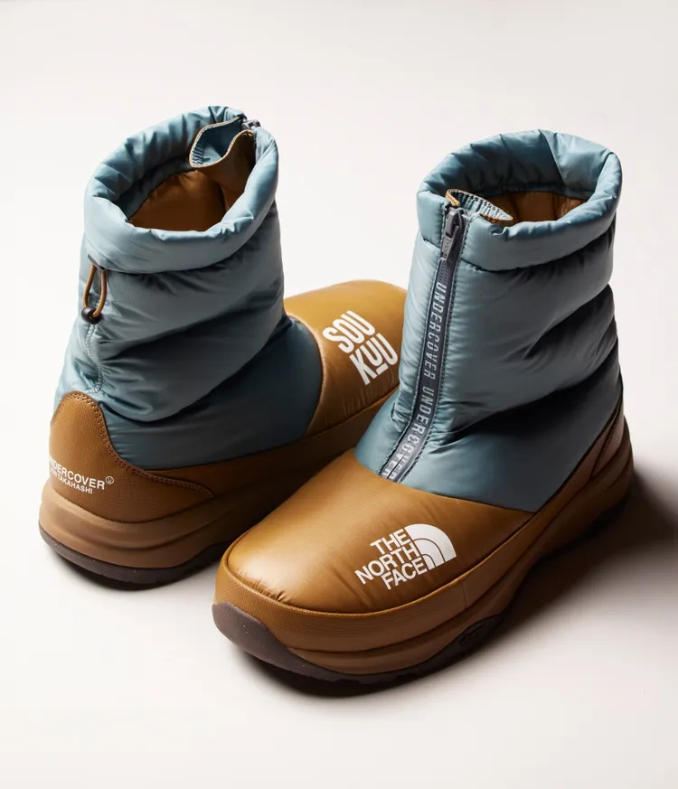 The North Face X UNDERCOVER DOWN BOOTIE，9880元。品牌提供