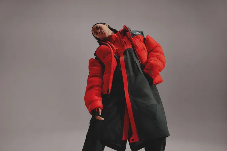 聯名系列以紅黑色系保有個性感。品牌提供