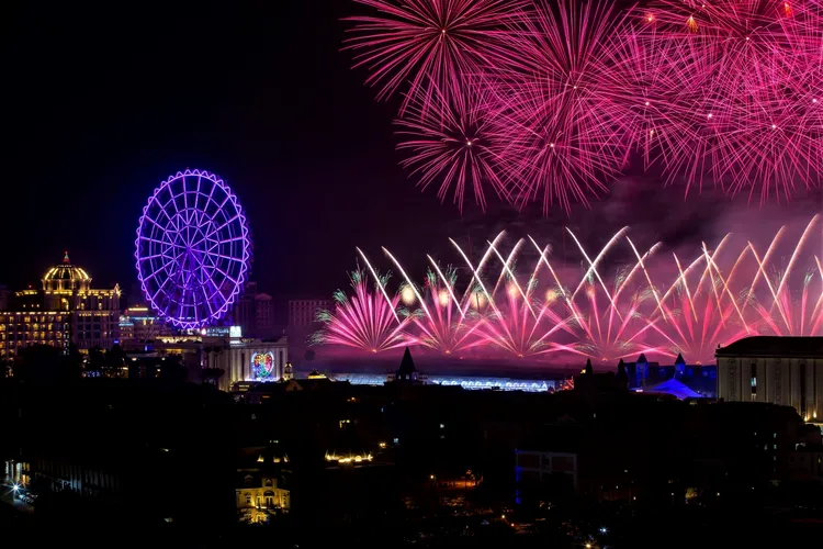 義大世界2024跨年將施放999秒大型煙火。義大提供