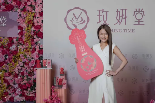 銷售天后復出代言　李明珊揮別丟丟妹　全新紅潤氣色祭出「小紅包」
