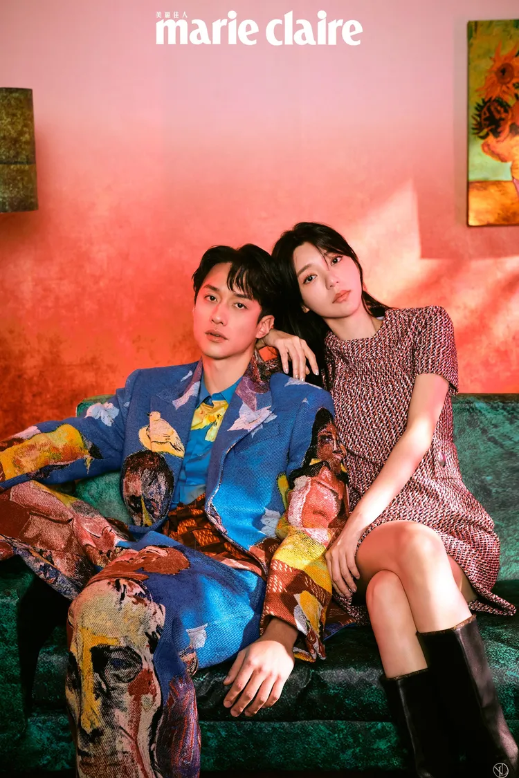 劉俊謙（左）、郭雪芙（右）拍攝《Marie Claire美麗佳人》封面。《Marie Claire美麗佳人》提供