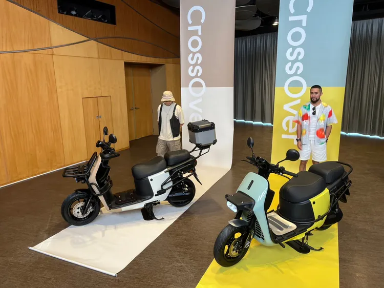 Gogoro CrossOver具備Gogoro現有車系最佳離地高（14.2 公分），設計負重規格則高達200公斤。林浩昇攝