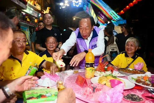 拿到2024參選門票! 郭台銘今晚宣布:連署份數跨門檻