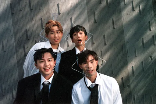 理想混蛋歪樓成半熟「原子中年」 加碼放送隱藏版私密照寵粉