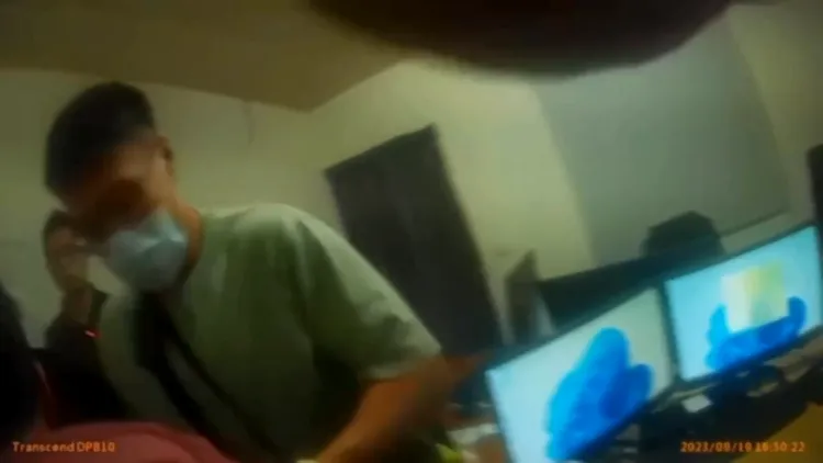 警方攻堅博弈集團機房。翻攝畫面