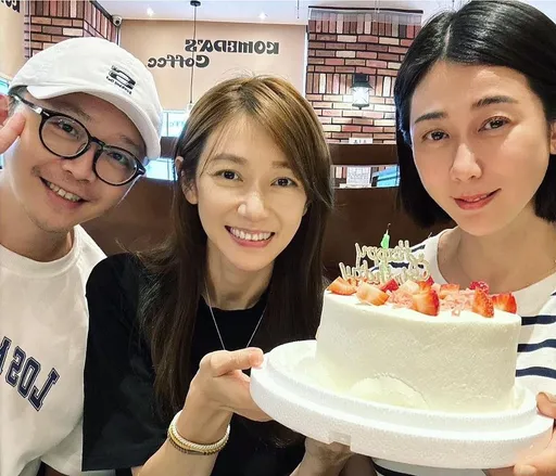 周幼婷恢單露燦笑!林利霏罕曬小叔全家福 張震女兒奴現形