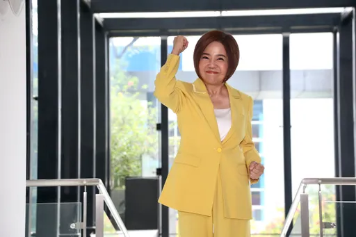 于美人賣房參選燒掉千萬「預算已到邊了」 曝兒女陪拜票很窩心