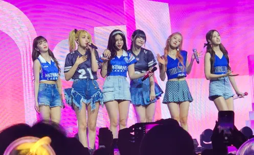 STAYC在達拉斯演出，歌迷反應熱烈。翻攝推特