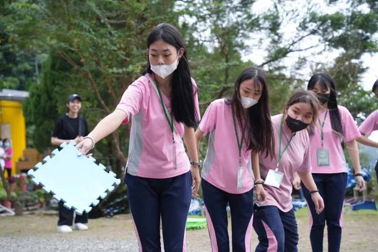 120名學子透過沉浸式故事體驗、導覽與闖關活動設計，感受基隆市獨特自然資源與文化魅力。市府提供