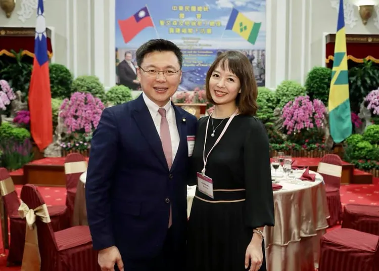 趙天麟和老婆。翻攝自趙天麟臉書