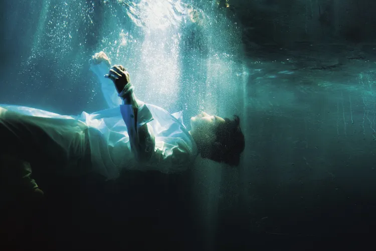 范范拍MV如苦行僧。范特希工作室提供