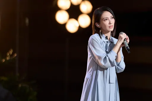 戴佩妮《時光音樂會》掀回憶殺　恩師陳子鴻一字之差讓她對愛有新領悟