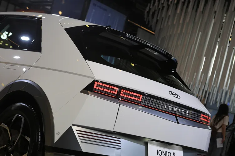 IONIQ 5提供EV400、EV600及EV600 Performance三款車型，售價由159.9萬元起跳。林浩昇攝