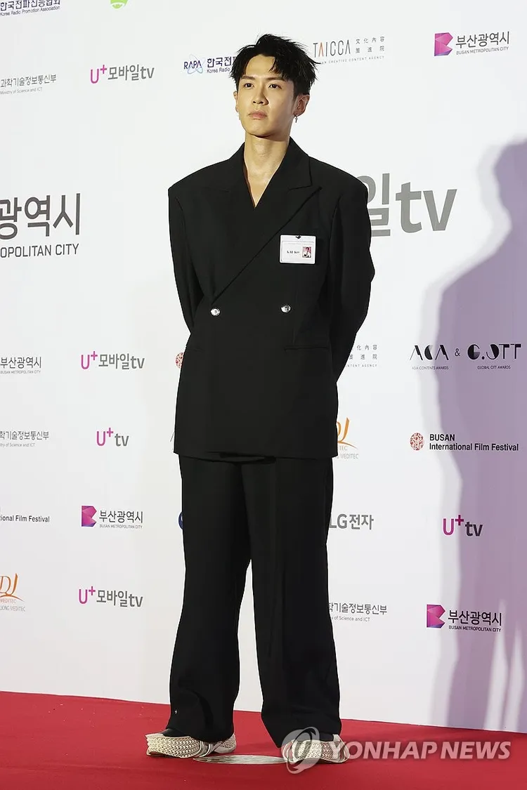 柯震東擔任頒獎人，他因《那些年，我們一起追的女孩》，在韓國受到歡迎。韓聯社