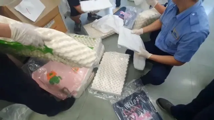 查獲毒品。航警局提供