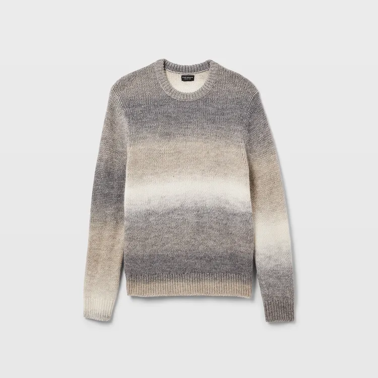 咖啡漸層馬海羊毛衫，8900元。品牌提供