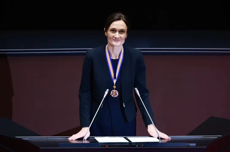 希米利特今早於議場發表演說。林林攝