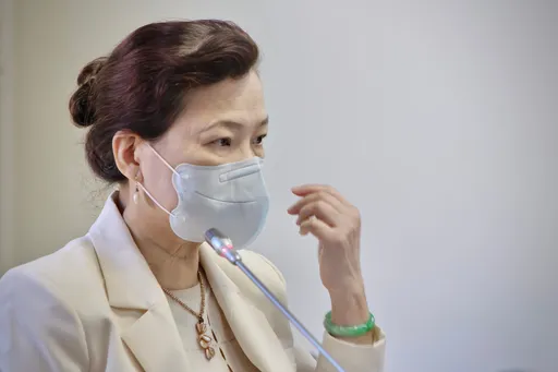 外媒驚爆4家台廠協助華為設晶片廠 經長王美花這樣說
