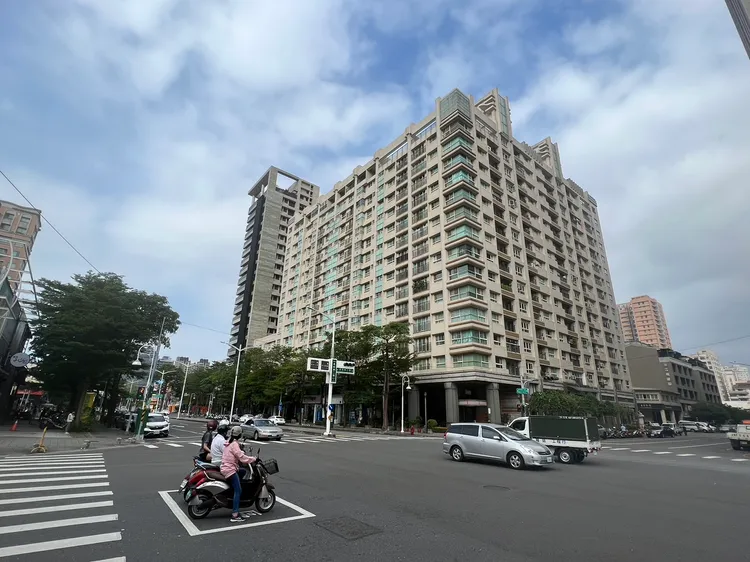 「藝術大街」為城揚建設集團首場美術館建案，如今房價大漲超過200%。葉家銘攝