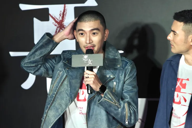 曾少宗和邵雨薇、林襄都有情慾戲。林林攝