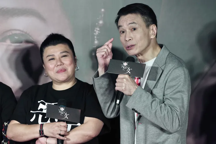 李天柱（右）和林美秀（左）飾演夫妻。林林攝