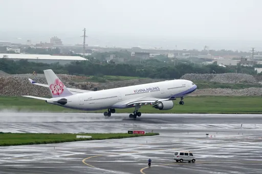 飛香港免5千!旅展下月登場 華航、新航推機票優惠