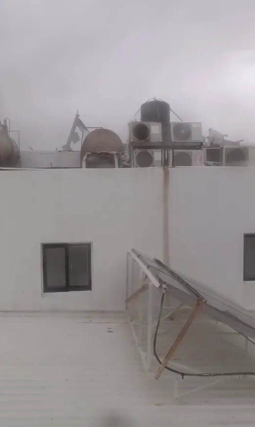 鐵皮屋「瞬間起飛」消失。翻攝自「恆春半島公共事務討論社團」