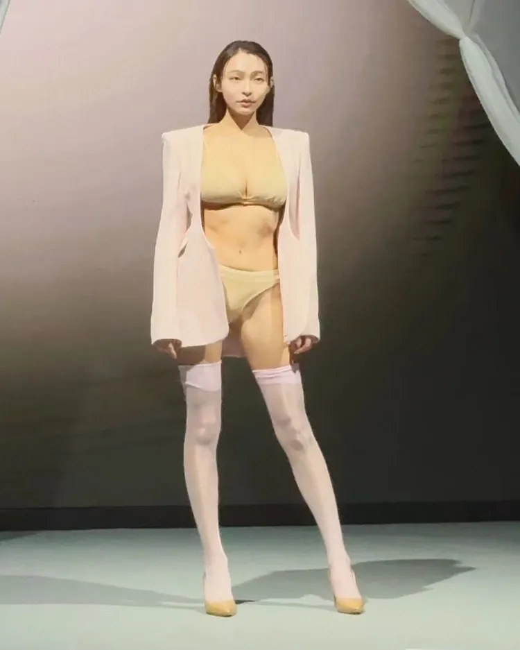 林襄肉色內衣被酸爆！翻攝莉奈IG