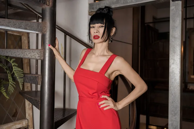 白靈曝打動芳心條件。LiTV、松露文創提供