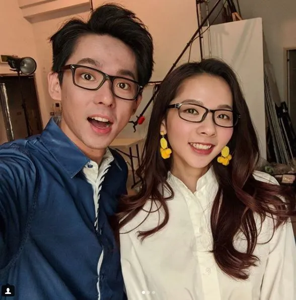 網紅滴妹（右）與哥哥阿滴人氣都很高，Lisa這次OL扮相被說像滴妹。翻攝滴妹IG