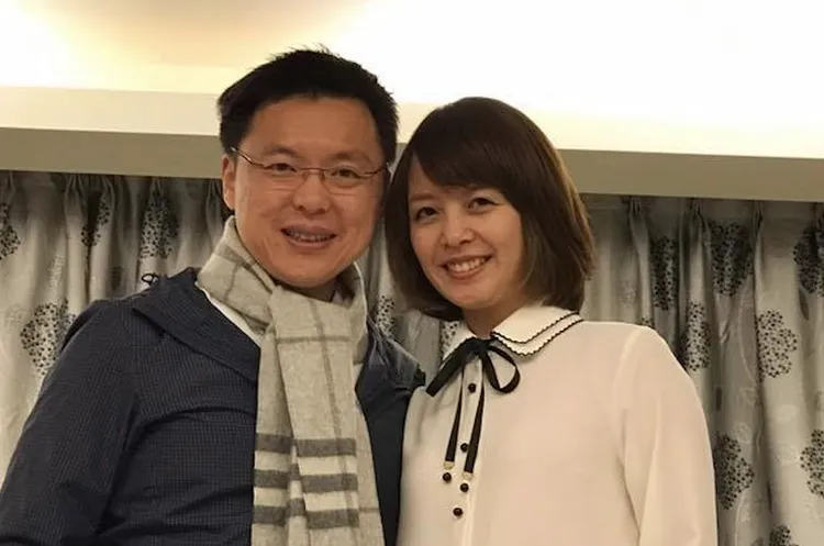 趙天麟在臉書上po出與妻子丁丁的合影，卻被爆出外遇，愛家形象崩毀。翻攝自趙天麟臉書