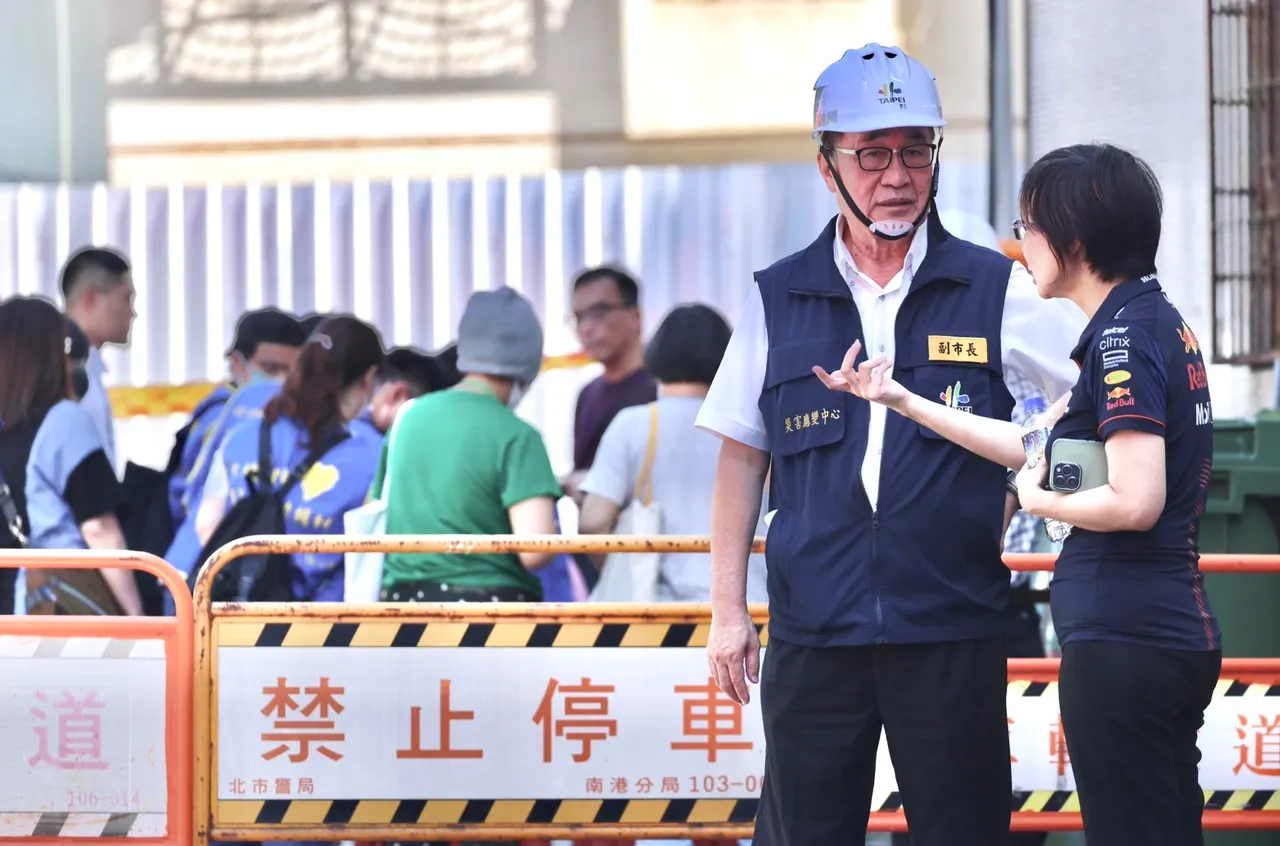 蒋万安宣示绝对不会让李四川离开市府。北市府提供