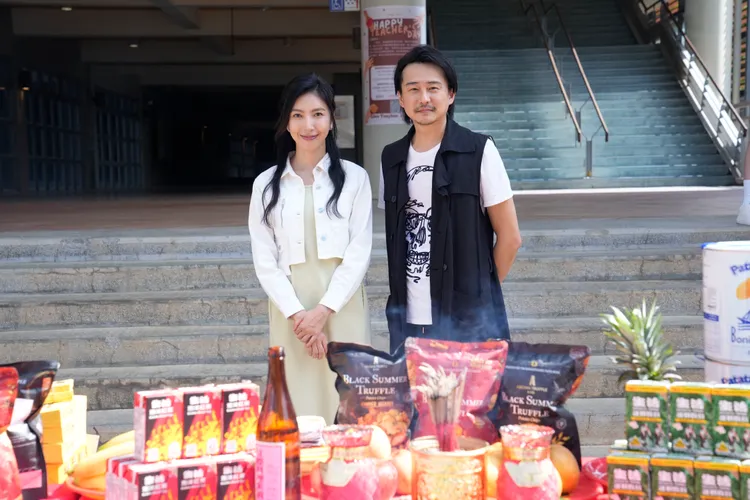 楊謹華（左）、狄志杰出席開鏡儀式。晴天影像提供