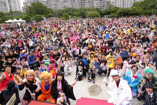 林口萬聖節活動吸7000人造型遊街 數百公尺群魔亂舞隊伍好壯觀