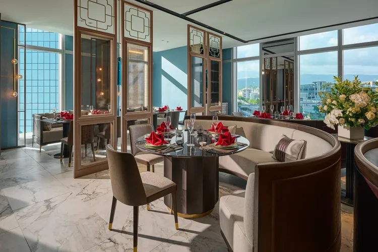 台北漢來大飯店東方樓提供新式粵菜。漢來提供