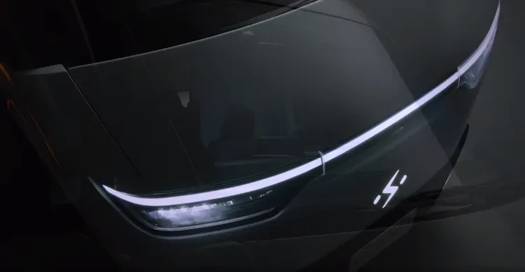 鴻海新款電動車MODEL N。翻攝官方影片