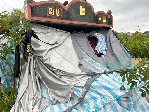 全身包緊緊專偷賣場高價酒　洋酒大盜竟以墓為家！藏身公墓落網