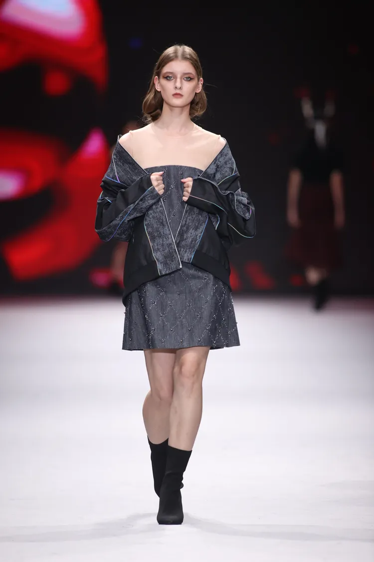 WANGLILING 2024春夏系列。品牌提供