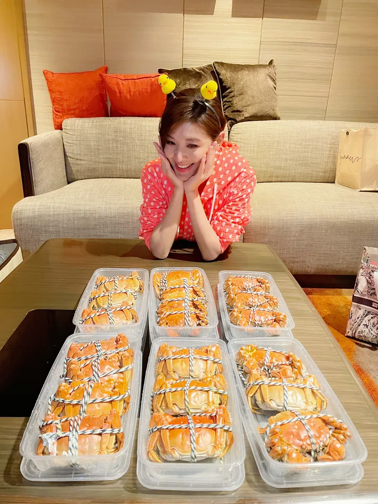 蘇慧倫提前慶生，歌迷送禮讓她成為大閘蟹富翁。相信音樂提供