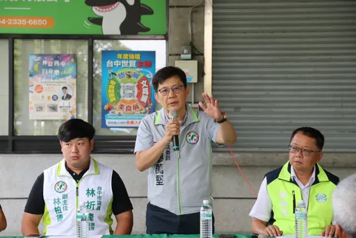被控论文抄袭26% 张廖万坚回击国民党「造谣必被唾弃」:比对只有11%