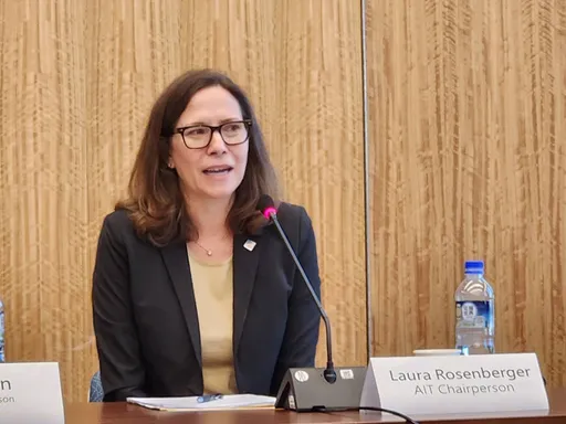 AIT主席來台會面3總統參選人!「美國不會選邊站」 籲北京跟台灣展開對話