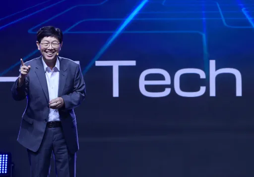 鴻海科技日|全系列電動車亮相拚全球代工 劉揚偉發豪語要搶台灣10%市佔