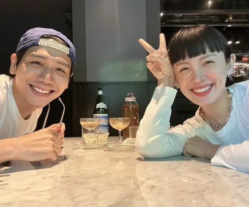 魏如萱感謝蔡旻佑帶她去吃好吃的。翻攝魏如萱IG