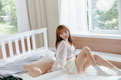 林襄初體驗「360度全身被看光」!32支鏡頭緊盯她 沉浸式寫真求應援