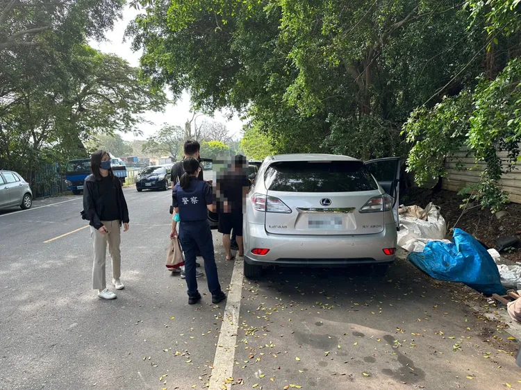 警方2小時內就攔獲鄭嫌。民眾提供