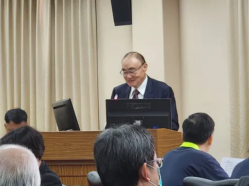 馮世寬爆黃曙光哭了! 聽到這句話「眼淚一直流」