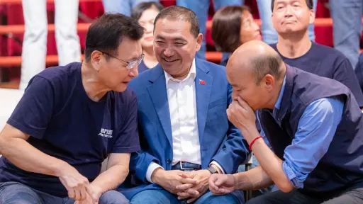 赵少康再提「蓝白合」解方!邱毅:扯金小刀后腿 断言他败局定了