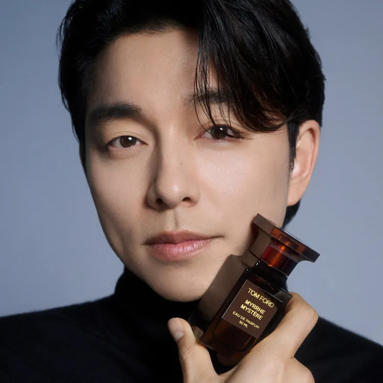韓國男神孔劉為TOM FORD私人調香系列神祕曙光拍攝形象照。品牌提供